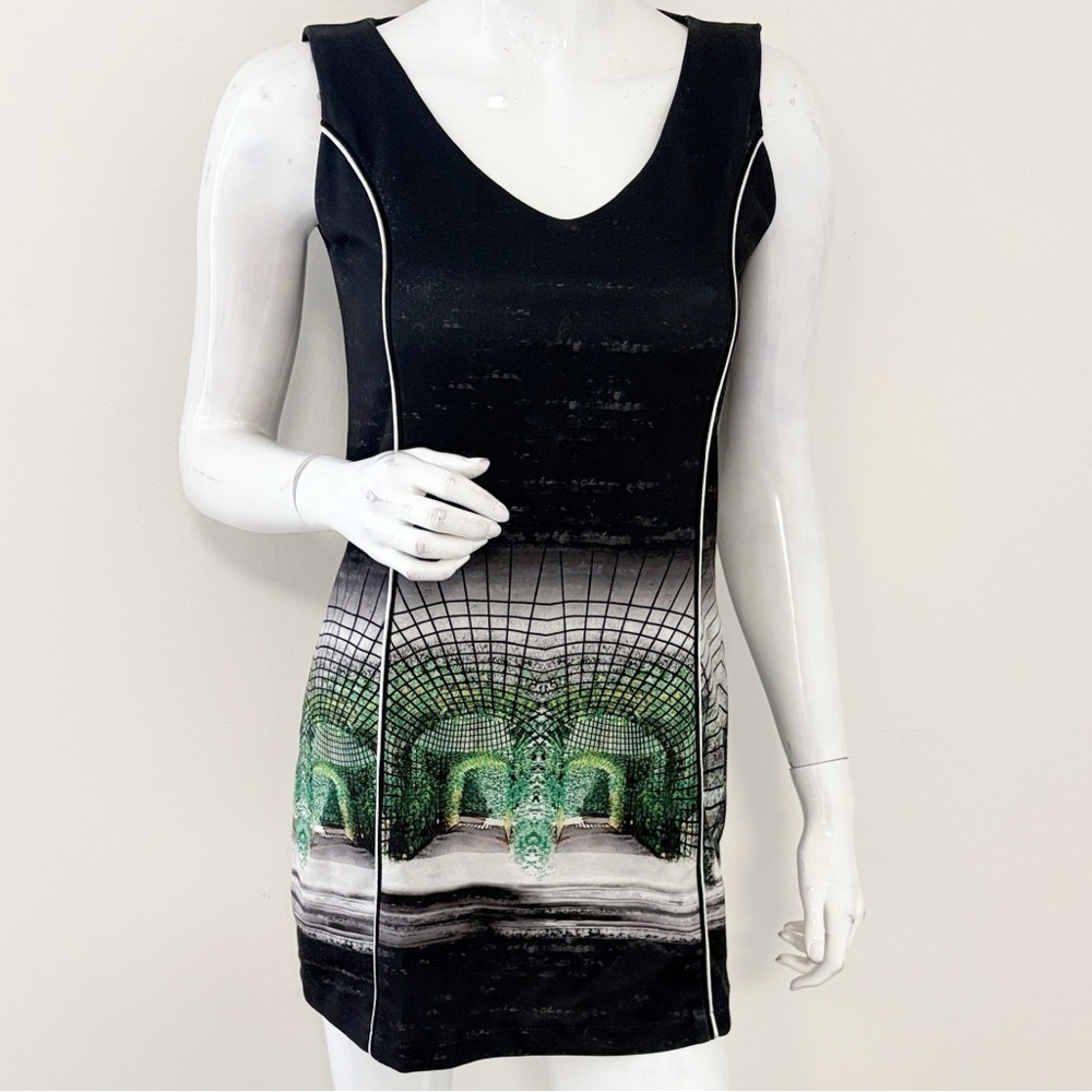 Vintage Y2K Save the Queen Euro Black & Green Sleeveless Garden Print Mini Dress